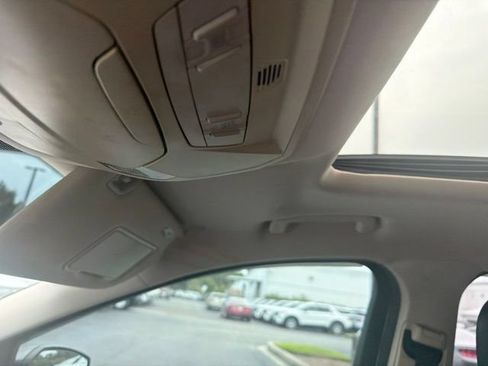 Used 2017 Ford Escape Titanium w/ Equipment Group 301A FWD image 20