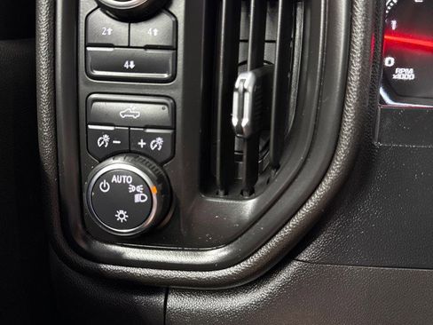 Used 2024 Chevrolet Silverado 3500 W/T image 22