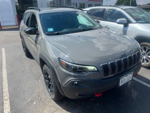 Used 2022 Jeep Cherokee Trailhawk w/ Sound & Nav Group AWD/4WD image 5
