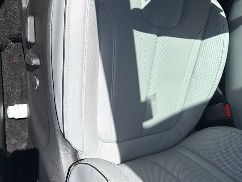 Used 2025 Hyundai Palisade SEL FWD image 8