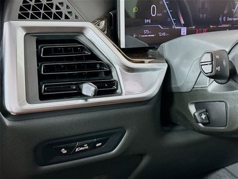 New 2026 BMW X5 xDrive40i w/ M Sport Package image 10