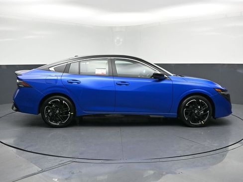 New 2026 Nissan Sentra SR w/ Floor Mat Package FWD image 25