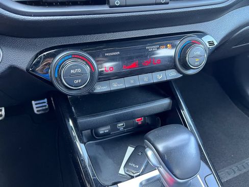 Used 2023 Kia Forte GT-Line w/ GT-Line Technology Package FWD image 20
