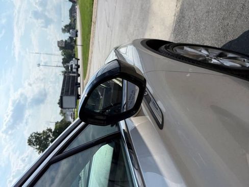 Used 2022 Lincoln Corsair AWD w/ Premium Package image 13