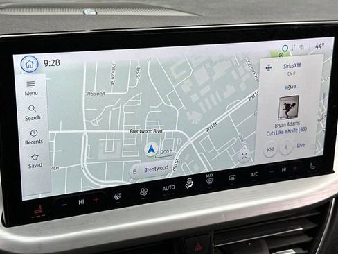 Used 2023 Ford Escape SE w/ PHEV Premium Package image 17