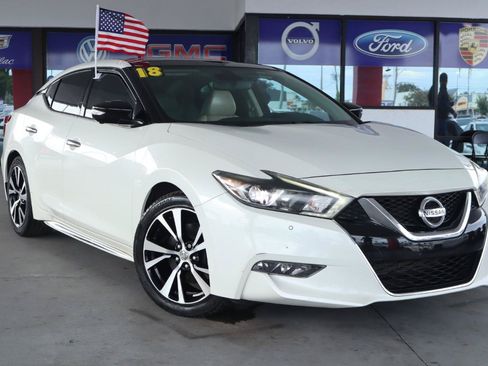 Used 2018 Nissan Maxima Platinum FWD image 2