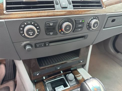 Used 2007 BMW 525i Sedan RWD image 25