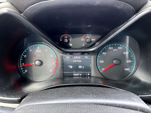 Used 2015 Chevrolet Colorado W/T image 12