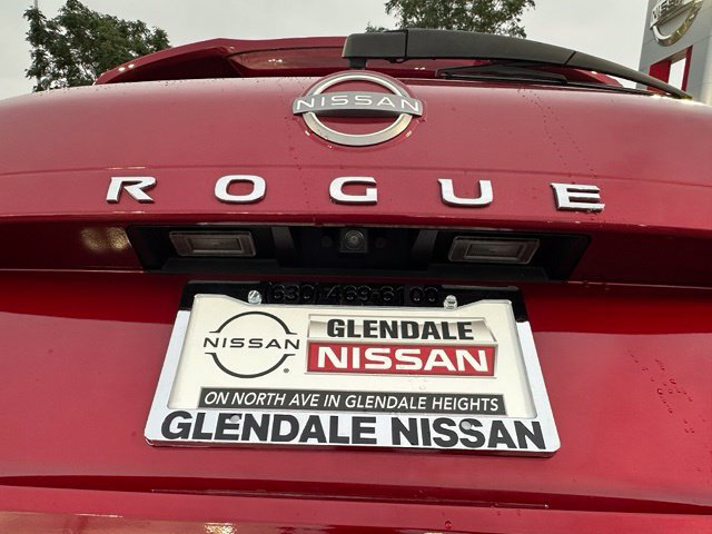 Used 2023 Nissan Rogue SV AWD/4WD image 12