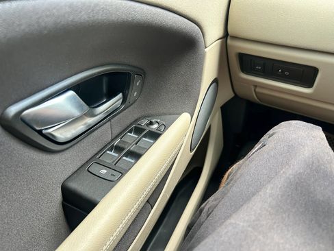 Used 2019 Land Rover Range Rover Evoque AWD/4WD image 20