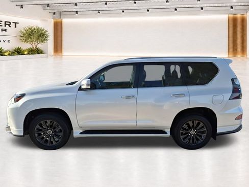 Used 2023 Lexus GX 460 Luxury w/ Sport Design Package AWD/4WD image 7