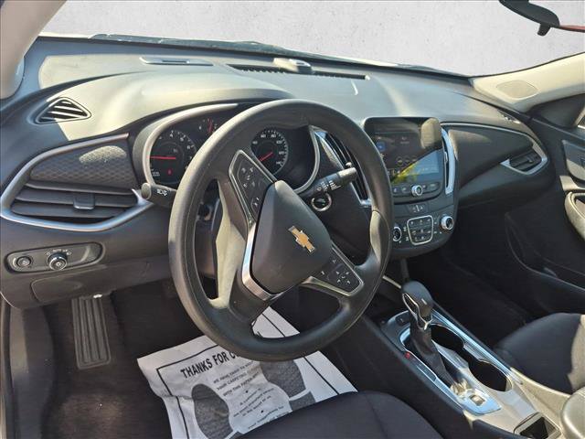 Used 2025 Chevrolet Malibu LT FWD image 10