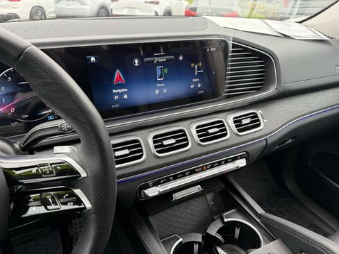 Certified 2026 Mercedes-Benz GLS 450 4MATIC image 21