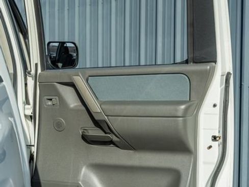 Used 2006 Nissan Titan XE w/ (W04) Preferred Pkg image 36