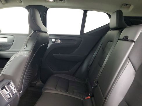 Certified 2023 Volvo XC40 B5 Plus w/ Protection Package Premier image 14
