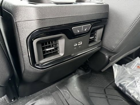 New 2026 Chevrolet Silverado 2500 ZR2 image 8
