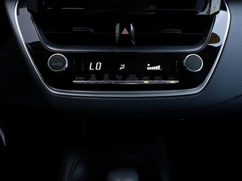Certified 2023 Toyota Corolla LE FWD image 36