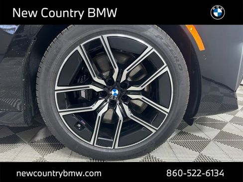 New 2026 BMW 760i xDrive w/ Executive Package image 9