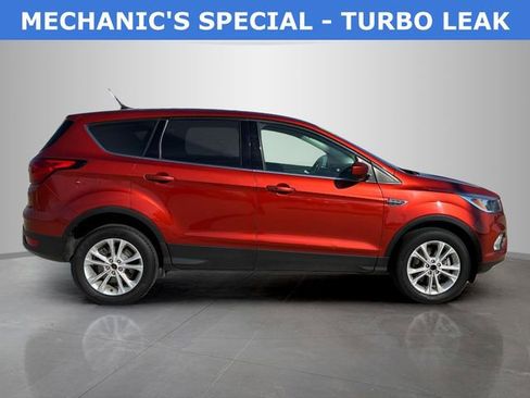 Used 2019 Ford Escape SE AWD/4WD image 3