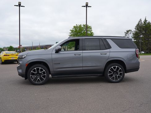 Used 2021 Chevrolet Tahoe RST w/ Luxury Package AWD/4WD image 6
