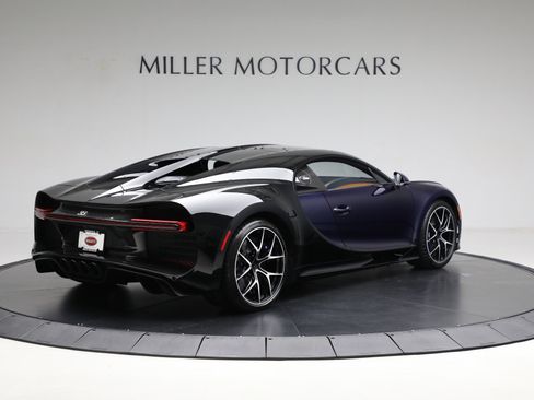 Used 2020 Bugatti Chiron image 8