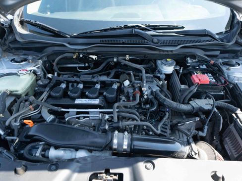 Used 2017 Honda Civic Touring image 30