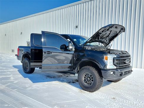 Used 2022 Ford F250 Lariat image 9