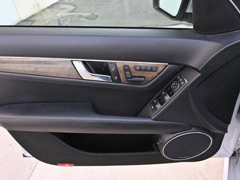Used 2008 Mercedes-Benz C 63 AMG Sedan image 36