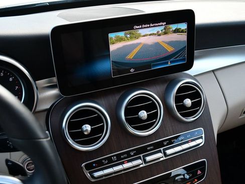 Used 2019 Mercedes-Benz C 300 4MATIC Sedan image 58
