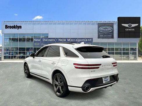 Used 2025 Genesis GV70 3.5T Sport w/ Sport Advanced Package image 7