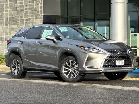 Used 2022 Lexus RX 350 FWD image 2