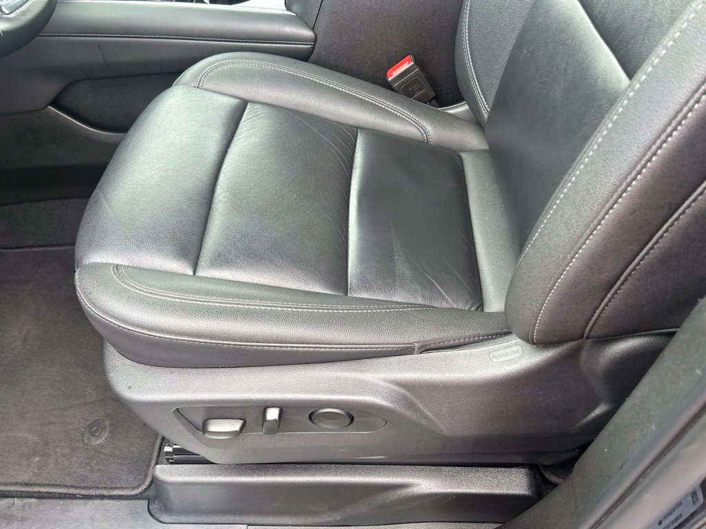 Used 2025 Chevrolet Tahoe LT AWD/4WD image 17