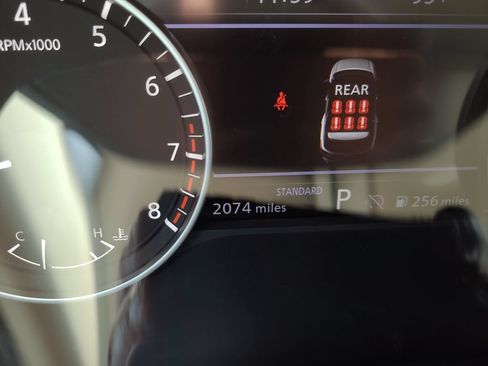 Certified 2025 Nissan Pathfinder SL FWD image 30