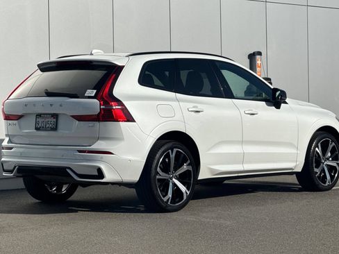 Used 2024 Volvo XC60 T8 Ultimate w/ Protection Package Premier AWD/4WD image 5
