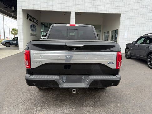 Used 2017 Ford F150 Platinum w/ Equipment Group 701A Luxury AWD/4WD image 4