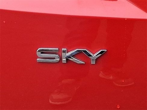 Used 2009 Saturn Sky w/ Premium Trim Package image 30