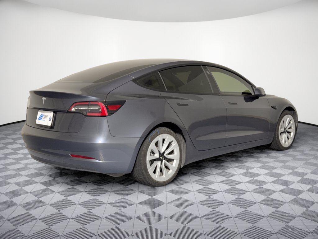 Used 2023 Tesla Model 3 Standard Range RWD image 9