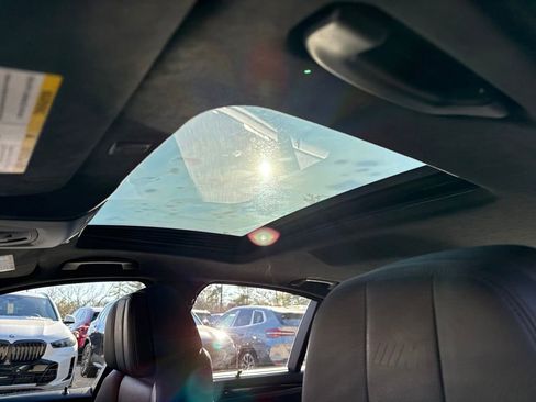 Used 2016 BMW M5 image 22