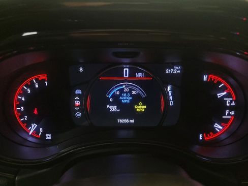 Used 2022 Dodge Durango SXT w/ Anodized Platinum Package image 23