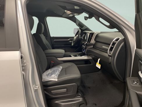 New 2026 RAM 1500 Big Horn w/ Night Edition AWD/4WD image 22