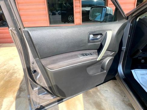 Used 2010 Nissan Rogue S w/ 360 Degree Value Pkg image 12