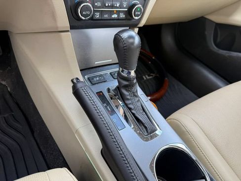 Used 2013 Acura ILX w/ Technology Package FWD image 16