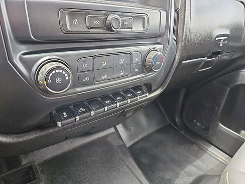 Used 2018 Chevrolet Silverado 2500 W/T w/ Snow Plow Prep Package image 21