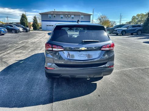 Used 2022 Chevrolet Equinox LS w/ LS Convenience Package image 7