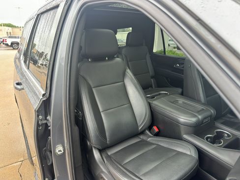 Used 2021 Chevrolet Tahoe LT w/ LT Signature Package AWD/4WD image 33