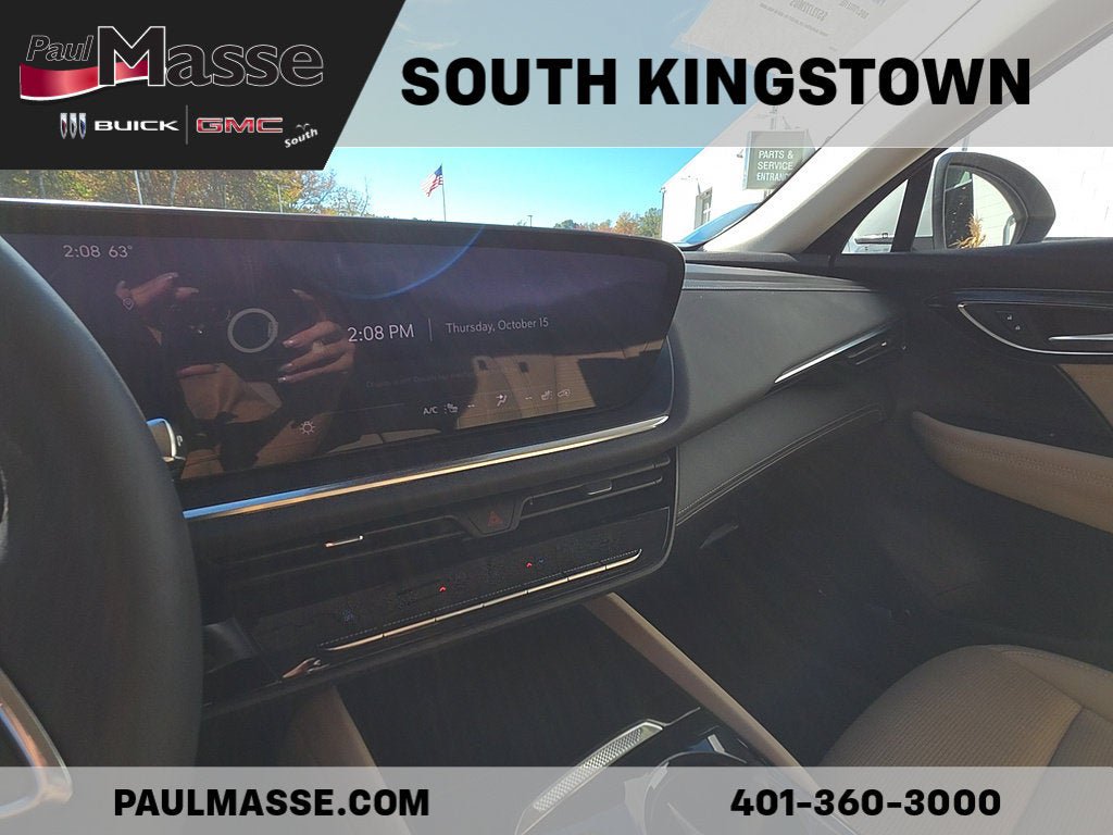 Used 2025 Buick Envision Preferred AWD/4WD image 16