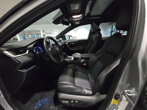 Used 2020 Toyota RAV4 XSE AWD/4WD image 23