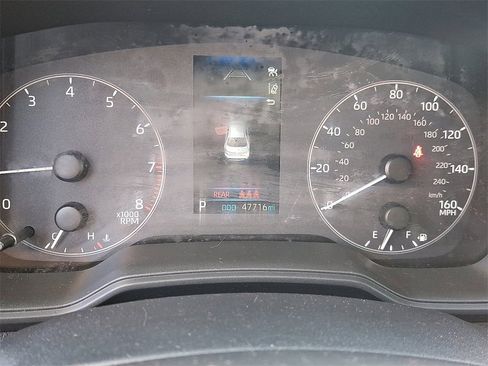 Used 2023 Toyota Corolla LE image 19