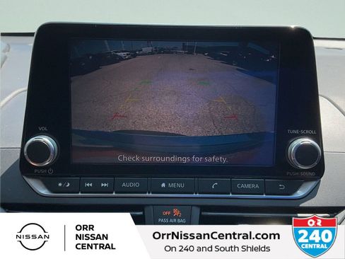 Used 2022 Nissan Altima 2.5 SR FWD image 25