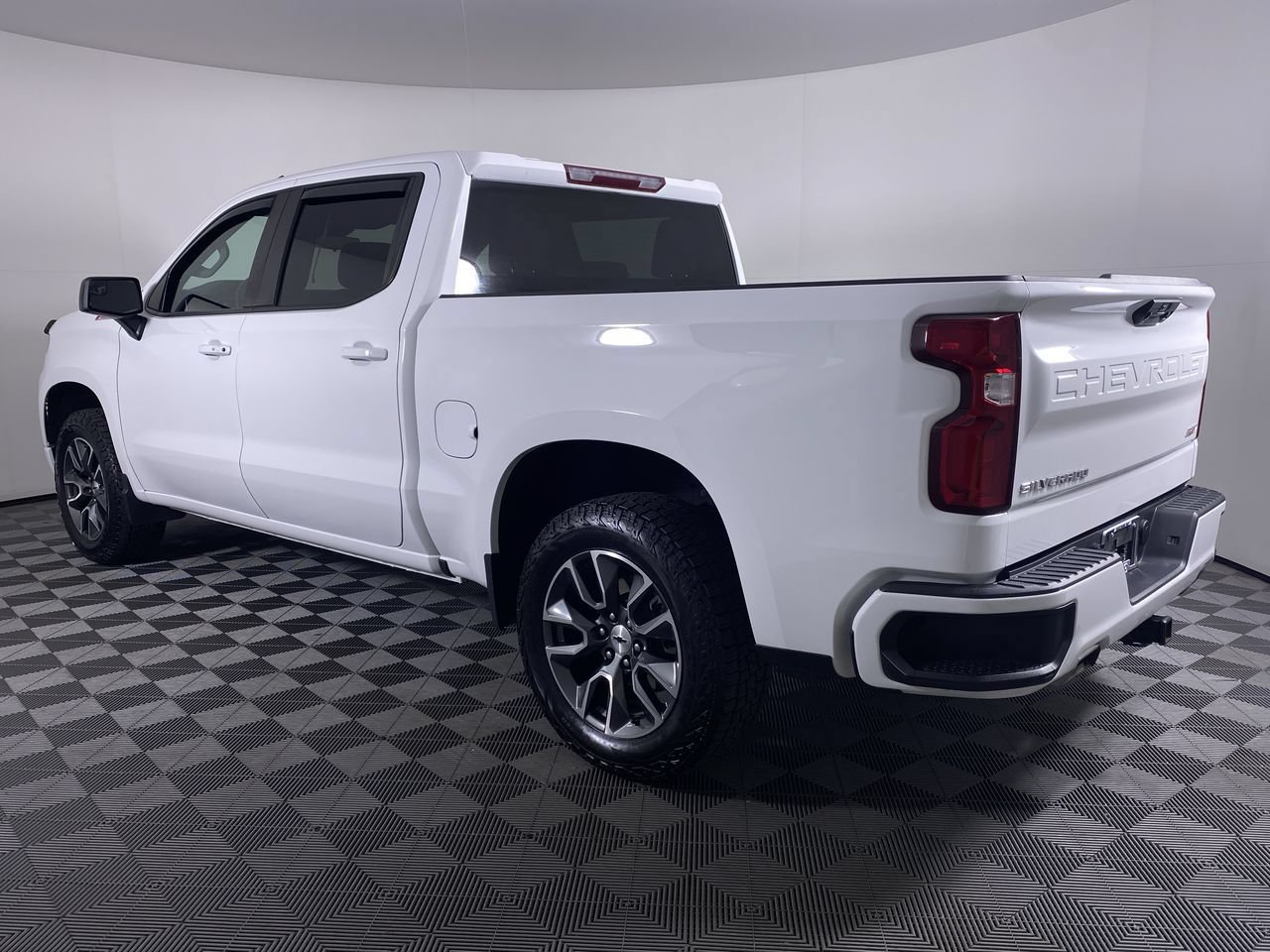 Certified 2022 Chevrolet Silverado 1500 RST AWD/4WD image 18